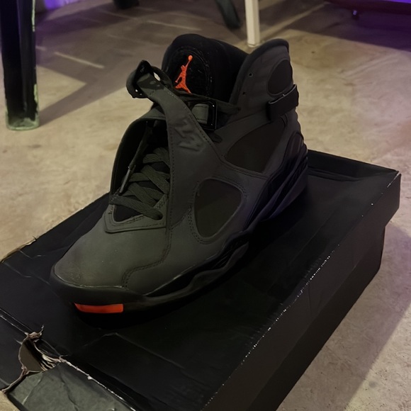 Olive 8s retro Jordan’s - Picture 3 of 3